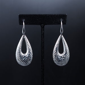 Vintage MCM Large Scalloped Teardrop Dangle Earrings, 2.5&quot;, 10.45g