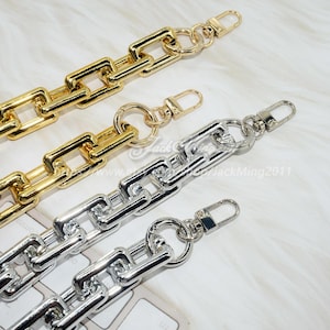 A piece of Acrylic High Quality Purse Chain, Metal Shoulder Handbag Strap, Replacement Handle Chain, Metal Crossbody Bag Chain Strap, SZ5
