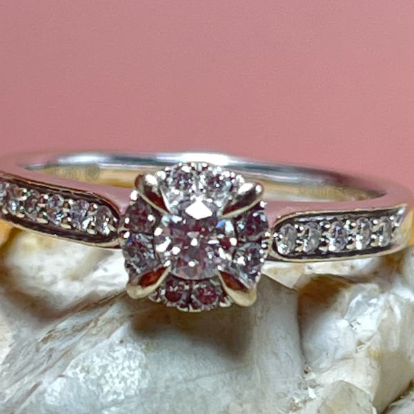 18ct white gold diamond halo ring stacker size UkJ usa4.75