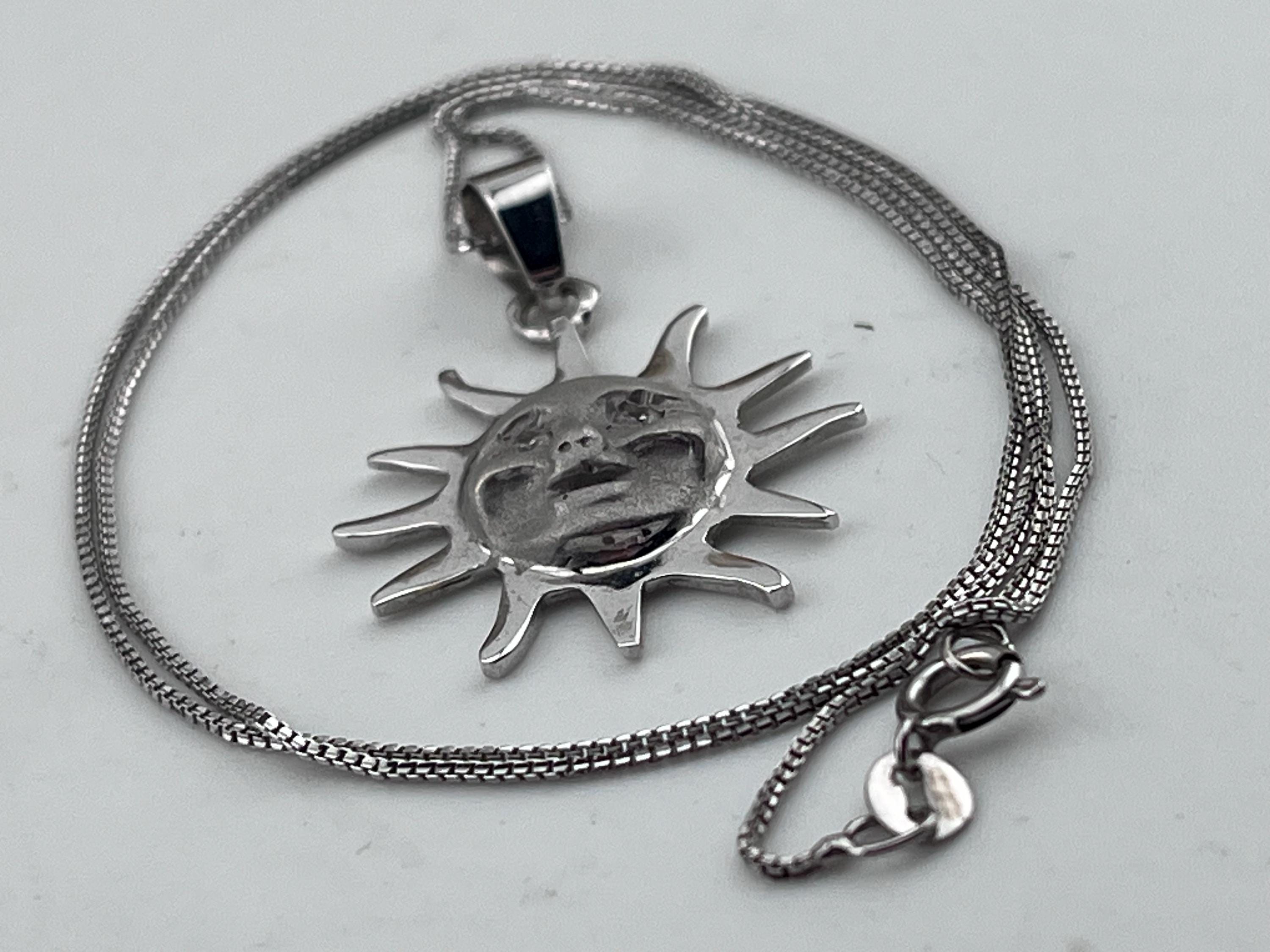 Smiling White Gold 18ct and Diamond Eyes Sunny Sunshine Pendant