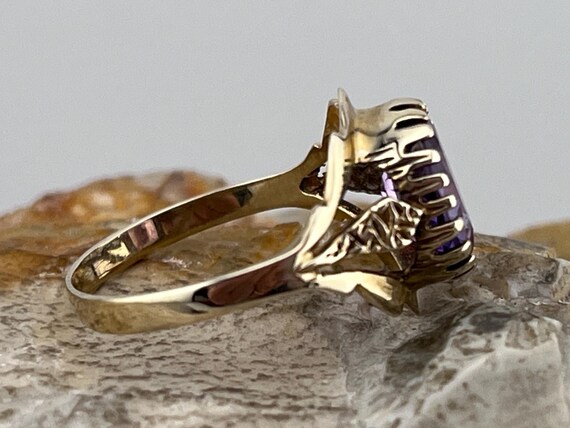 amethyst statement ring with fancy shoulders 9ct … - image 3