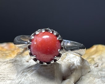 Vintage coral solitaire ring size uk k1/2 USA 5.5