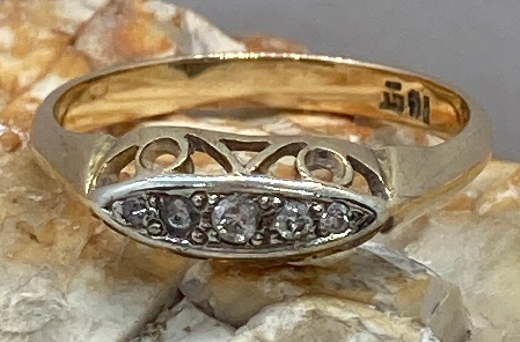 18ct Gold Victorian Antique 5 Diamond Band Ring Stacker Spacer