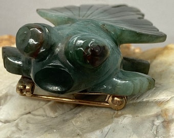 Vintage Jade green bug eyed fantail goldfish carp brooch on 9ct back