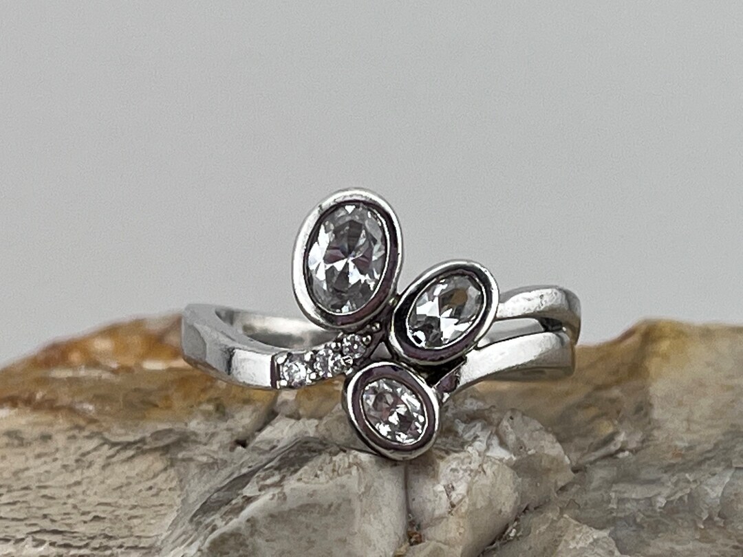 Vintage Silver and Cz Statement Ring Size Uk O1/2 Usa 7.25