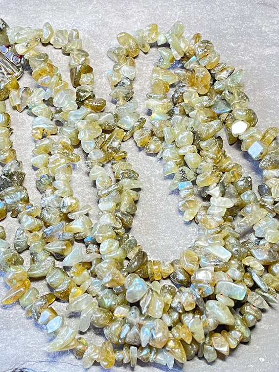 Three string labradorite Coloured Rocks necklace - image 7