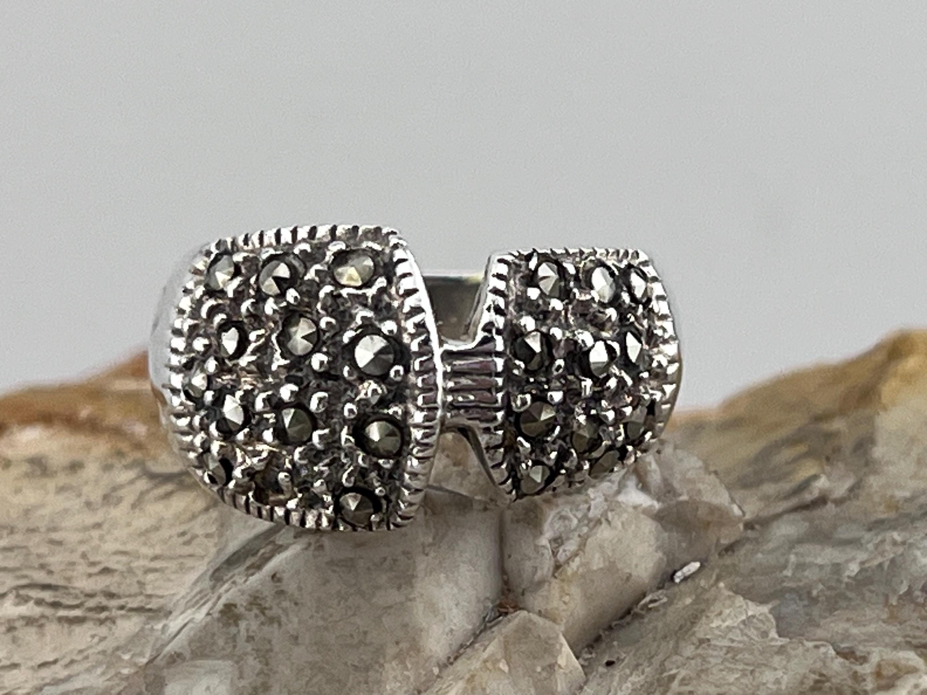 Unusual Vintage Silver & Marcasite Ring Size Uk M USA 6.25