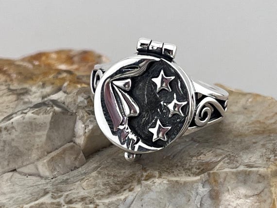 Moon and Stars Poison Locket Ring Solid Silver Size Uk L USA 5.75