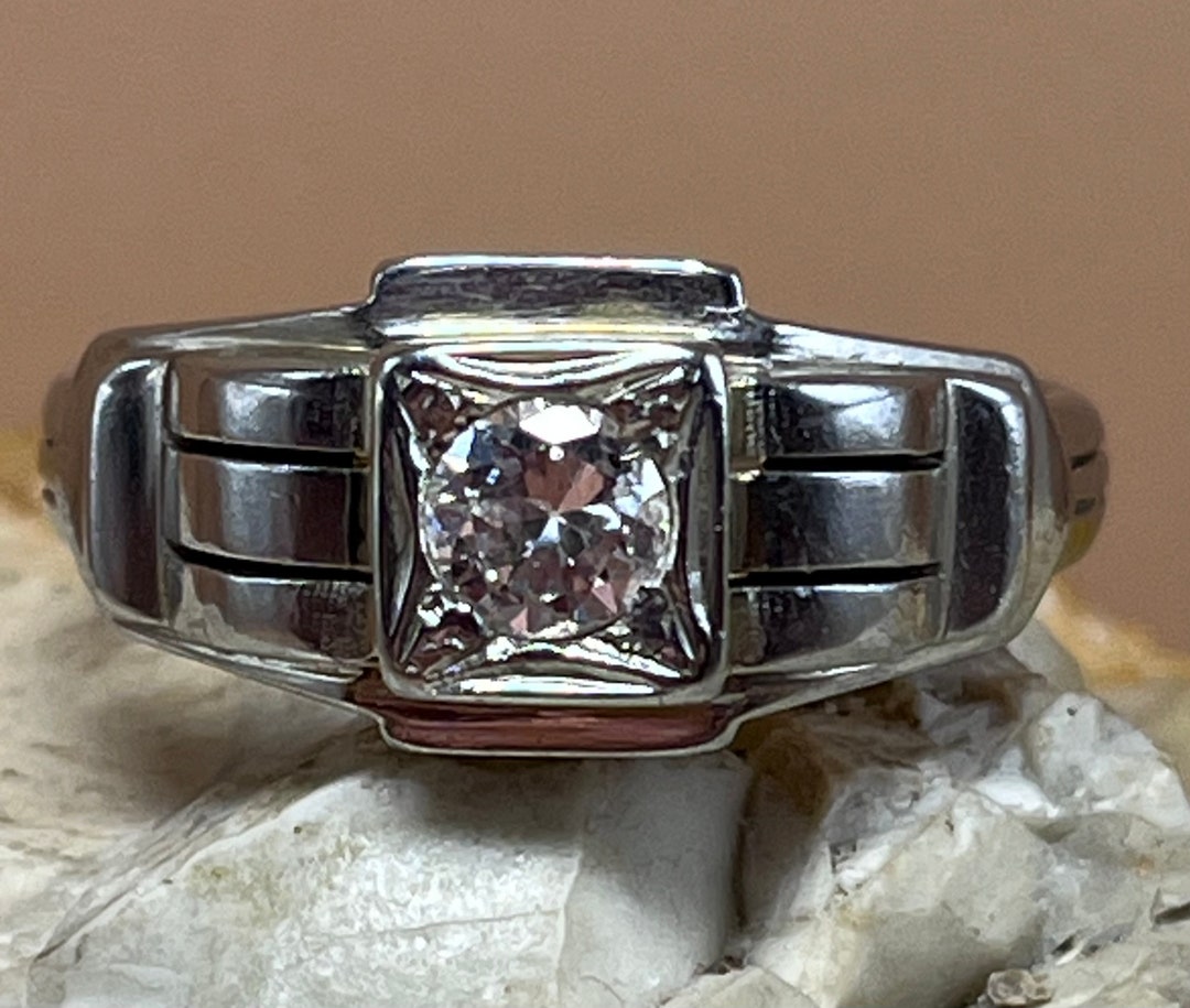 18ct White Gold 0.5ct Diamond Tank Ring Vintage Size Ukq1/2