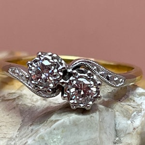 Vintage 18ct gold & platinum diamond toi et moi ring size ukN usa6.5