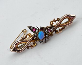 thumbnail image 2 of Vintage Style Wizard Of Oz Dorothy Red Shoes Brooch With Wand & Star Diamonte Pin - Brand New 2 of 4