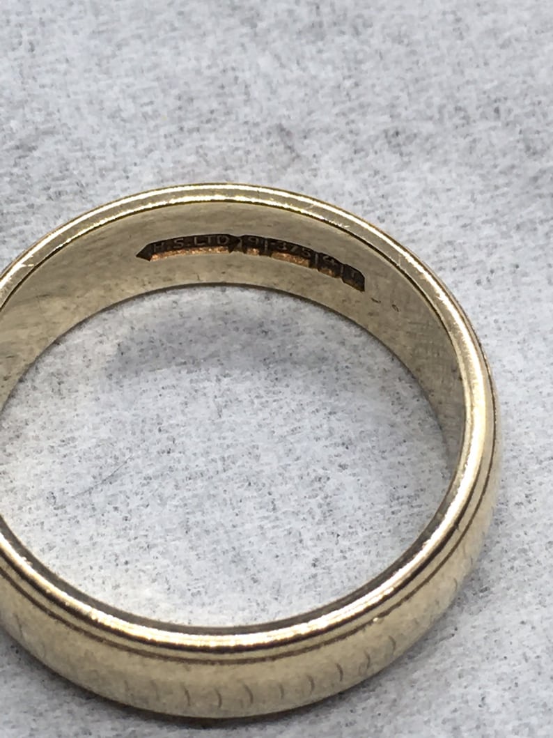 1943 heavy 9ct gold band ring stacker spacer size ukL