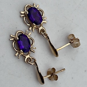 amethyst 9ct gold oval drop earrings