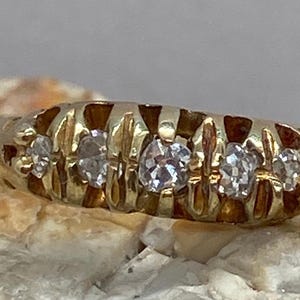 5 Altschliff Diamanten 18 Karat Gold antike Ringgröße UkQ usa8