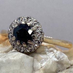 Mid 20th century vintage 18ct gold and platinum sapphire & diamond halo ring size ukN usa63/4