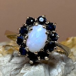 Opal and sapphire halo ring vintage size ukL usa5.75