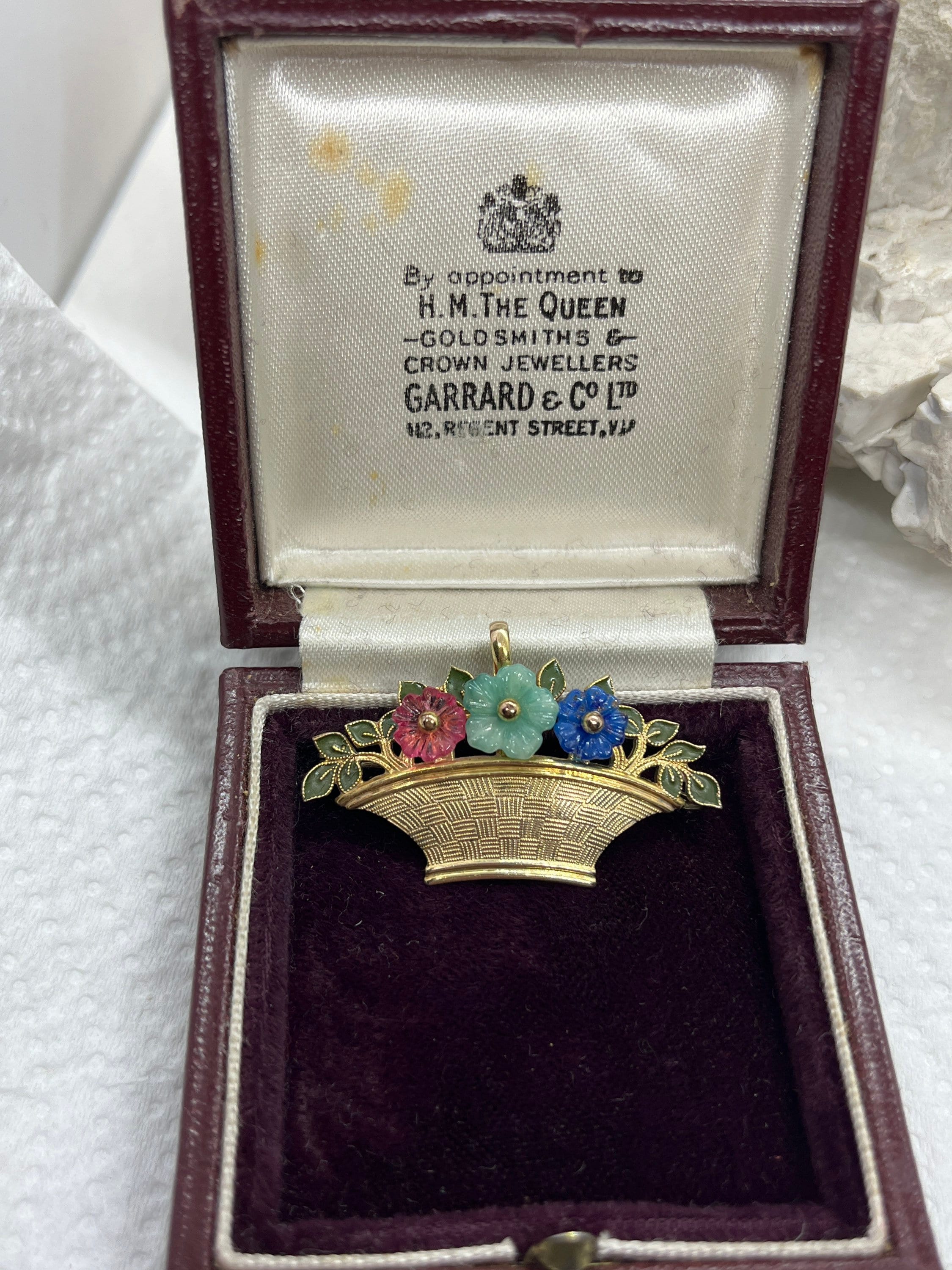 Garrard the crown deals jewellers