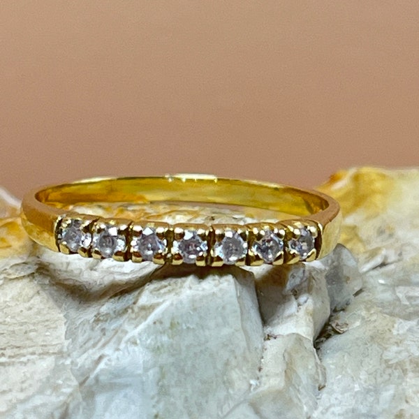 18ct gold vintage line stacker band ring cz size ukP1/2 usa8