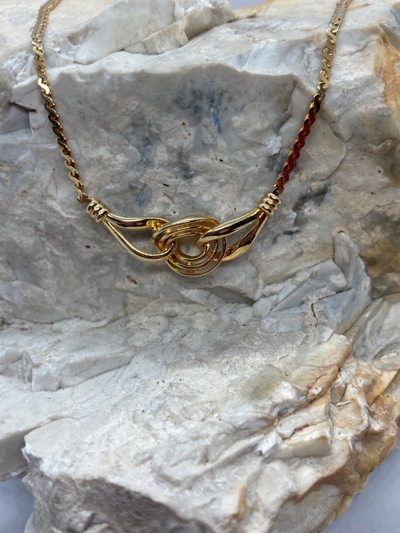 1979 vintage 9ct gold knot style bib necklace S li