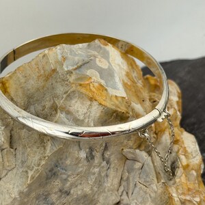 Vintage Sterling Silber Klapparmband Armreif mit Sicherheitskette