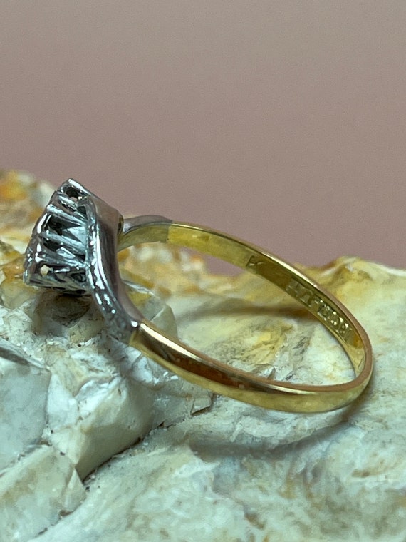 18ct gold & platinum trio diamond twist ring size… - image 2