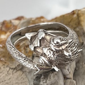 Spanish silver vintage dragon ring size uk R USA 8.75