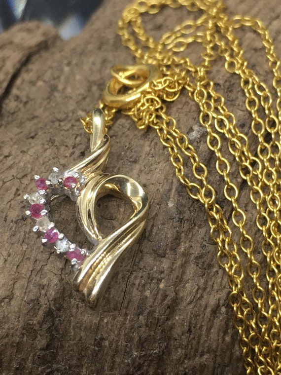 9ct Diamond heart Pendant 9ct Diamond heart Pendant
