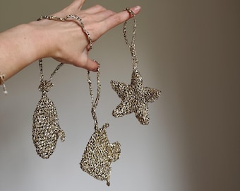 Gold sea life bag charms. Personalised crocheted ocean keychain. Cute Sardine, Starfish, Ammonite, Angelfish, Jellyfish. Aquarium bag tassel