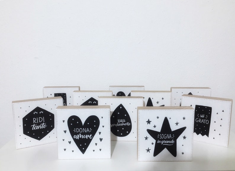 scatolina confetti tag adesivo battesimo porta confetti Bomboniere battesimo quadretti in legno con frasi personalizzate