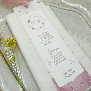 Segnaposto segnalibro battesimo in carta, con frase e ringraziamento a tema floreale