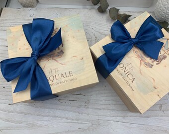 Regalo di battesimo per i padrini: scatole in legno con doppio quadretto
