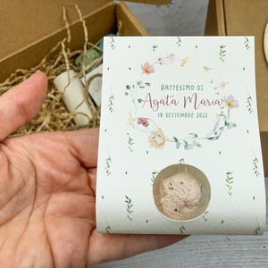 Segnaposto blister con bomba di semi personalizzabili per battesimi, comunioni e cresime