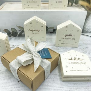 Bomboniere cresima, mini casette in legno, i sette doni dello spirito santo