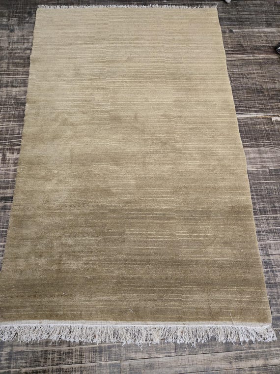 Chinese Art Deco Peking Tibetan Nepal rug hand knotted Modern design excellent quality wool rug solid design gold rug  size 3'7"×5'7"