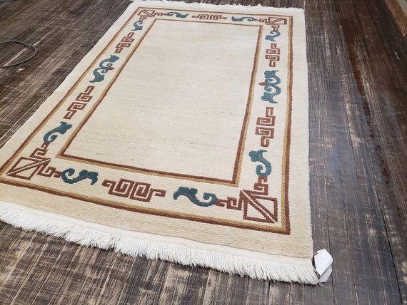 Chinese Art Deco Peking rug with long life symbol wool hand knotted excellent quality wool  rug size 4'x6' Tibetan rug