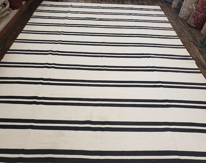 Handwoven Indian Dhurrie rug Flatweav black and white Dhurrie kelim  Dhurrie rug 4'×6' cotton Dhurrie modern flat weav rug