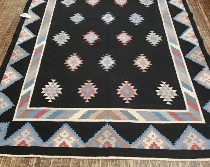 Handwoven Indian Dhurrie rug Flatweav black Dhurrie kelim wool Dhurrie rug 6'×9' Art Deco design Art and crafts design