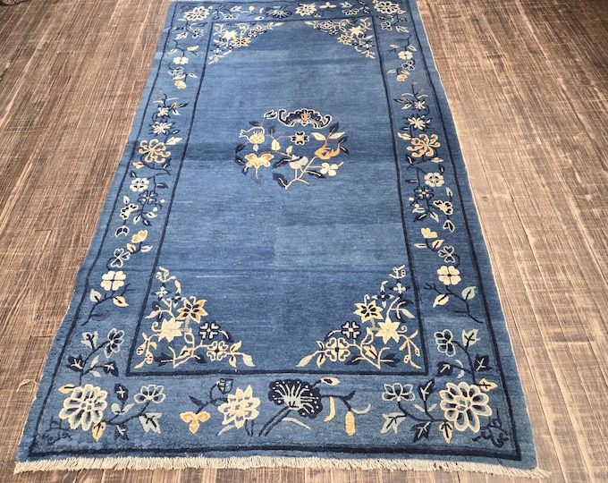 Peking Chinese Antigue  Art Deco vintage Chinese hand knotted wool rug Nicholas Chinese with indigo blue background size 4'3"×7'2"
