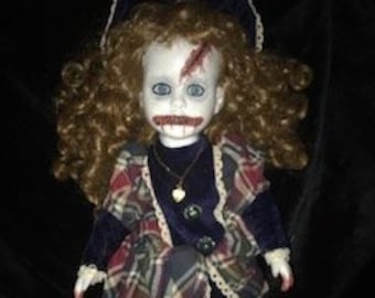 Espeluznante muerto cosido boca pintado a mano muñeca antigua // horror