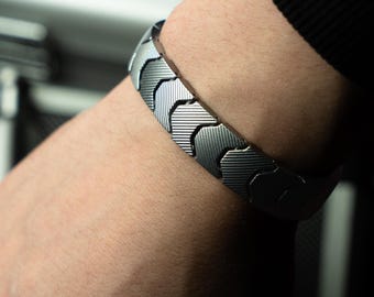 A51- Hatch Titanium 4.0 Bracelet (zirblast variant)