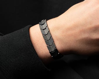 A51- Hatch Titanium 2.0 Bracelet (blackened variant)