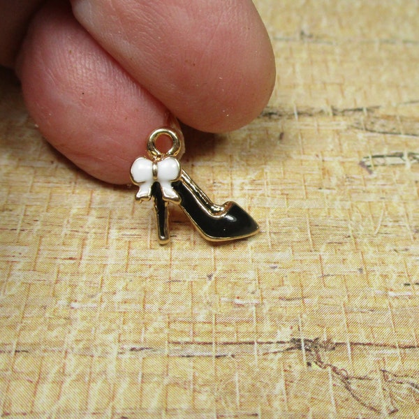 Black and White High Heel Enameled Shoe Charm