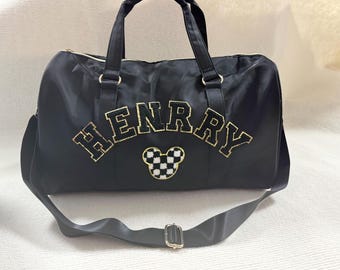 Borsone da viaggio in nylon personalizzato: toppa con lettera in ciniglia, borsa da palestra da viaggio personalizzata