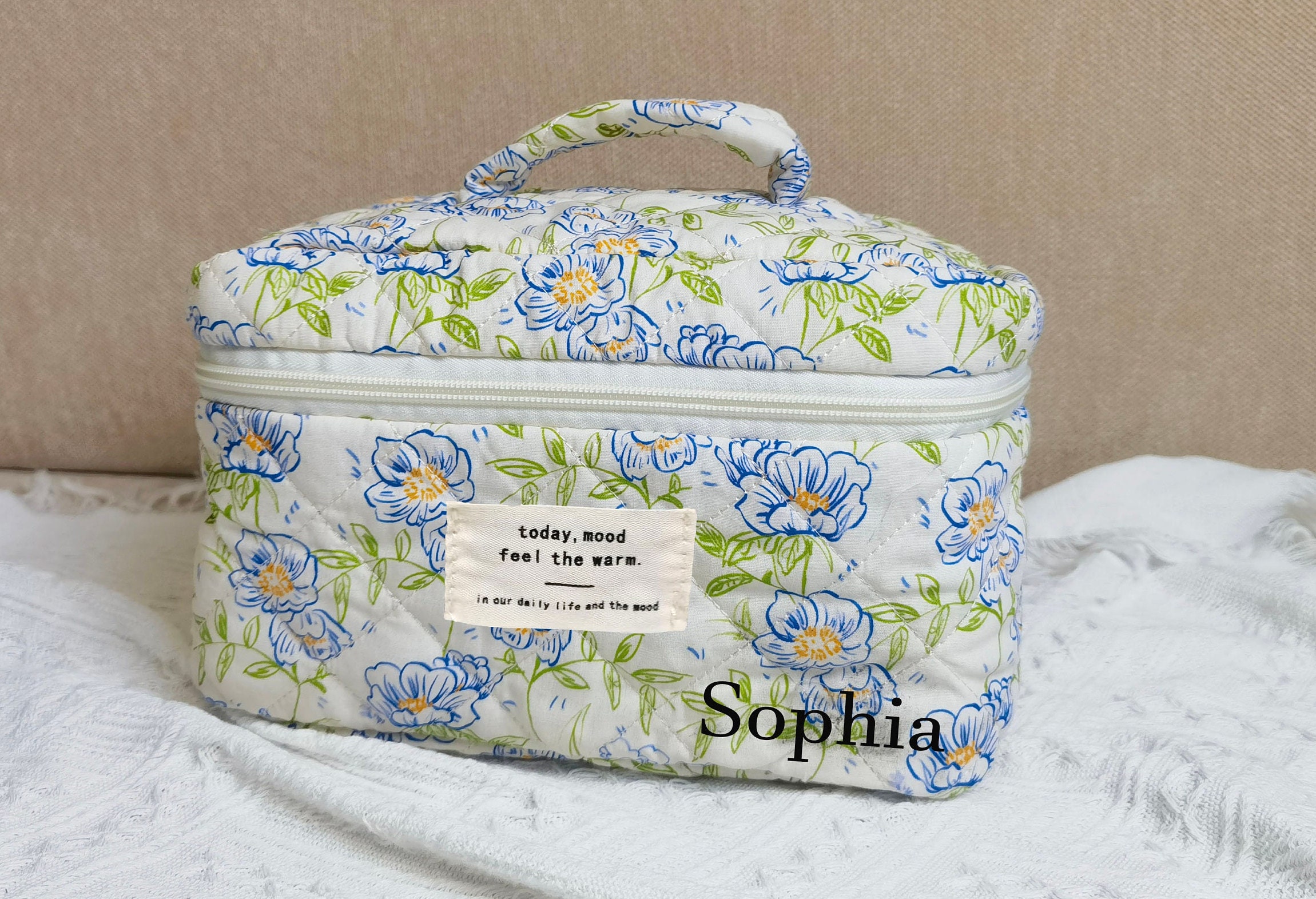Simple Practical Flower Makeup Bag,makeup bag or mini makeup bag, Toiletry Bag, Travel Case Pouch,Gifts for Christmas，Bridesmaid Gift