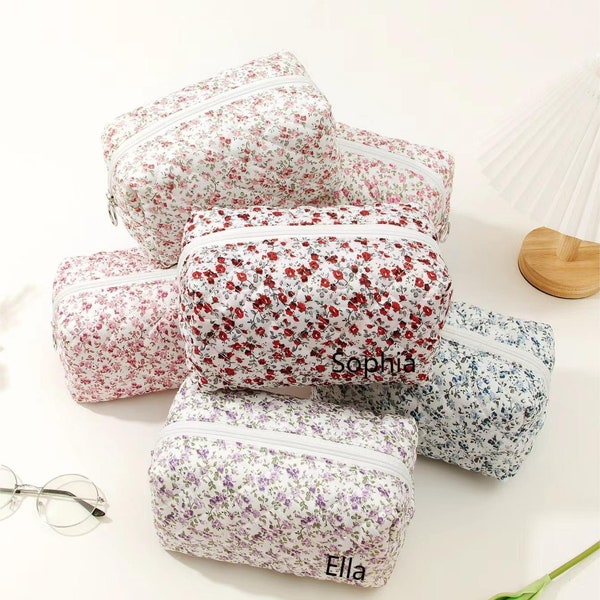 Small Quilted Make Up Bag Floral Makeup Bag Handmade Aesthetic Cosmetic Bag Flower Cosmetic Pouch Quilted CottonTravel Pouch Bridesmaid Gift