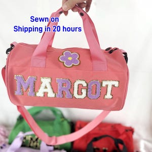 Bolsa de baile personalizada para niñas, regalo de Navidad, bolsa de lona con letras de chenilla para niñas pequeñas, regalo para bailarinas, gimnastas y animadoras, regalo perfecto