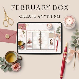 Puede incluir: Una composici&oacute;n plana con una agenda digital, art&iacute;culos de papeler&iacute;a y elementos decorativos. La imagen muestra una tableta con una agenda, un bol&iacute;grafo rojo, un sobre rosa, una taza de t&eacute; y una vela. El texto dice "FEBRUARY BOX CREATE ANYTHING."