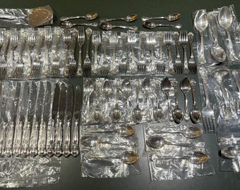 Gorham Chantilly Sterling Silver Flatware, 71 Pieces, 12 Place Settings+, Storage Case
