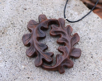 Tangled Oak Leaf Necklace, Wooden Pendant , Wood carved Necklace, Natural, Wood Jewelry, Wood Necklace, Gift for her, Gift For Men, Eco