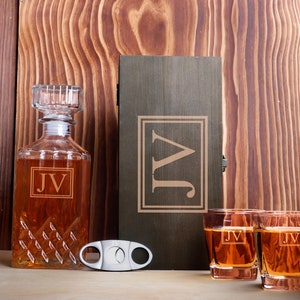 Groomsmen Proposal Gifts Personalized Decanter Set and Glasses Custom Engraved Whiskey Gift Set for Dad
